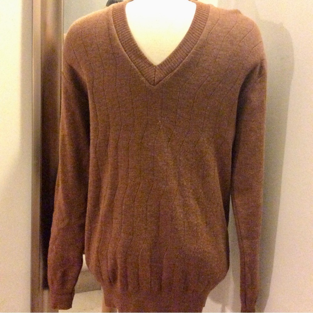 Vintage wool Freeman v neck sweater.